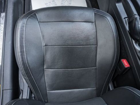 Used 2018 Ford Mustang GT Premium RWD image 39