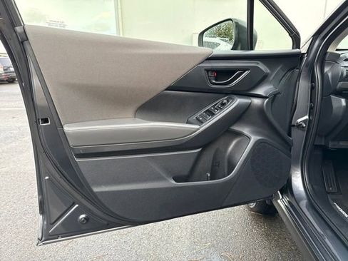 Used 2024 Subaru Crosstrek 2.0i Premium image 15