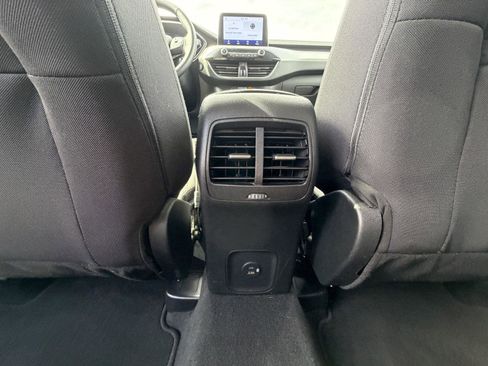 Used 2021 Ford Escape SE w/ Convenience Package image 25