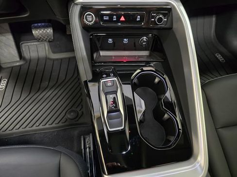 Certified 2025 Audi Q5 Premium Plus w/ Premium Plus AWD/4WD image 22