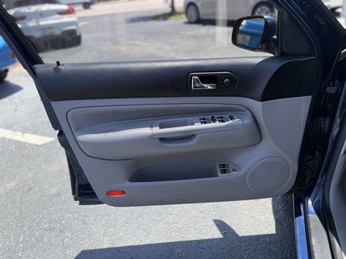 Used 2003 Volkswagen Jetta GLS image 13