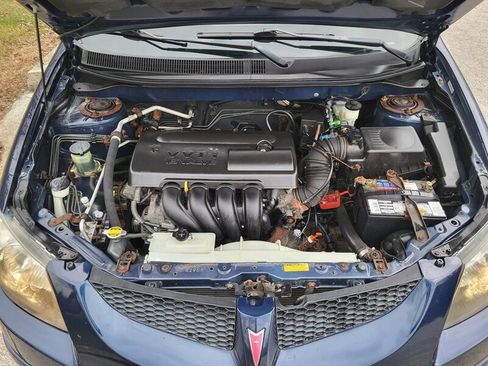 Used 2004 Pontiac Vibe w/ Moon And Tunes Value Package image 28