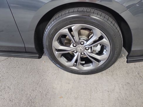 Used 2023 Honda Accord EX image 11