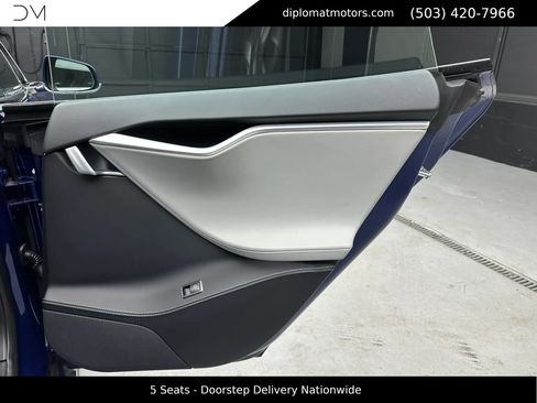 Used 2015 Tesla Model S 85 image 28