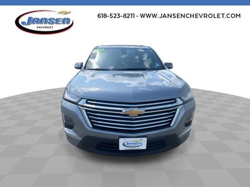 Certified 2023 Chevrolet Traverse Premier FWD image 3