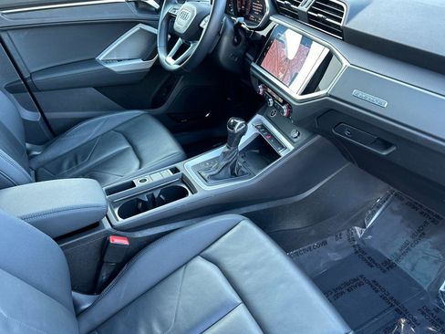 Certified 2023 Audi Q3 2.0T Premium Plus image 16