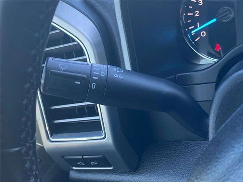 Used 2019 Ford F150 Platinum w/ Equipment Group 701A Luxury AWD/4WD image 16