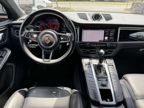 Used 2019 Porsche Macan S AWD/4WD image 8