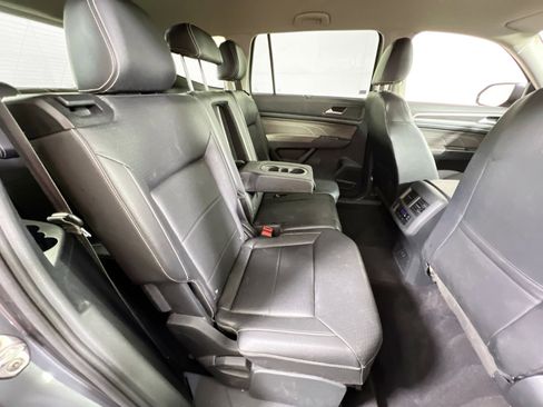 Used 2023 Volkswagen Atlas SE image 27