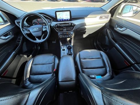 Certified 2021 Ford Escape SEL image 21