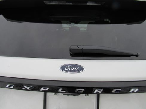 New 2026 Ford Explorer Active w/ Active Comfort Package image 60