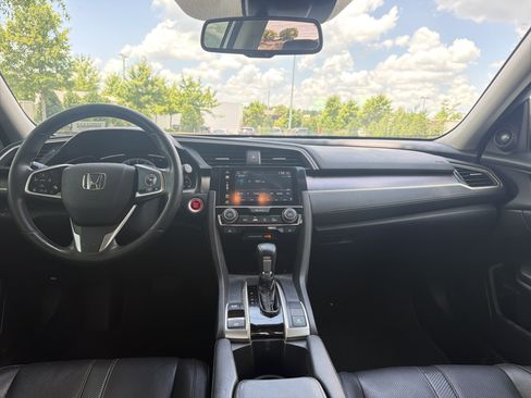 Used 2017 Honda Civic Touring image 29