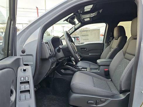 New 2026 Nissan Frontier SV w/ Tow Package AWD/4WD image 10