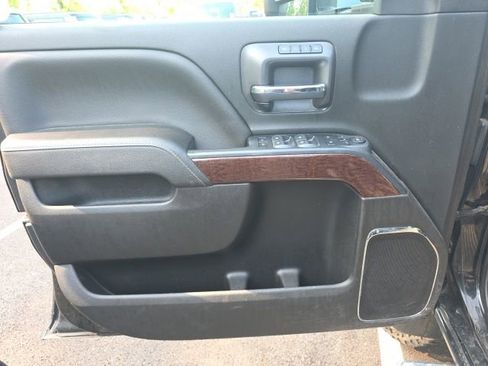 Used 2018 GMC Sierra 3500 SLT AWD/4WD image 6