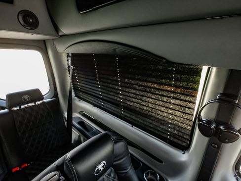 Used 2023 Mercedes-Benz Sprinter 2500 image 84