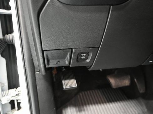 Used 2023 RAM 2500 Laramie image 25