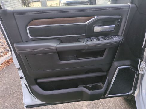 Used 2024 RAM 2500 Laramie w/ Safety Group image 12