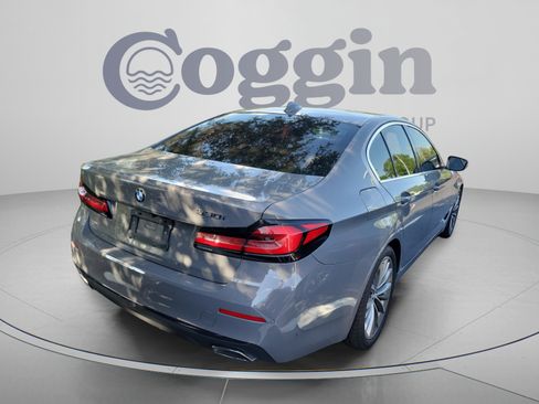 Used 2021 BMW 530i w/ Convenience Package RWD image 4