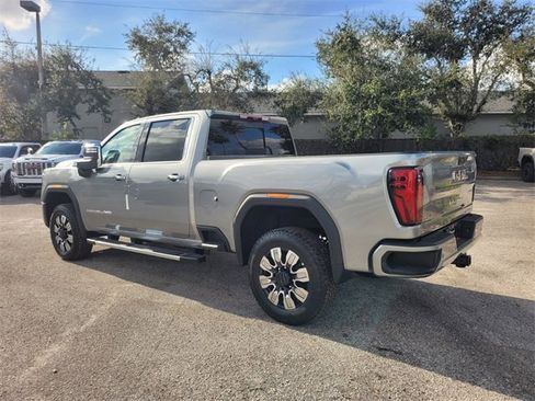 New 2026 GMC Sierra 2500 Denali w/ Denali Reserve Package image 11