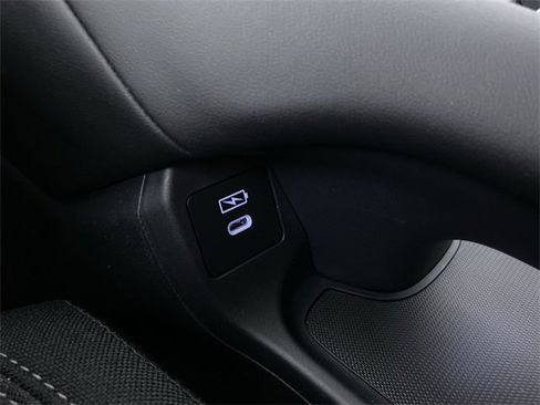 New 2025 Honda HR-V LX image 7