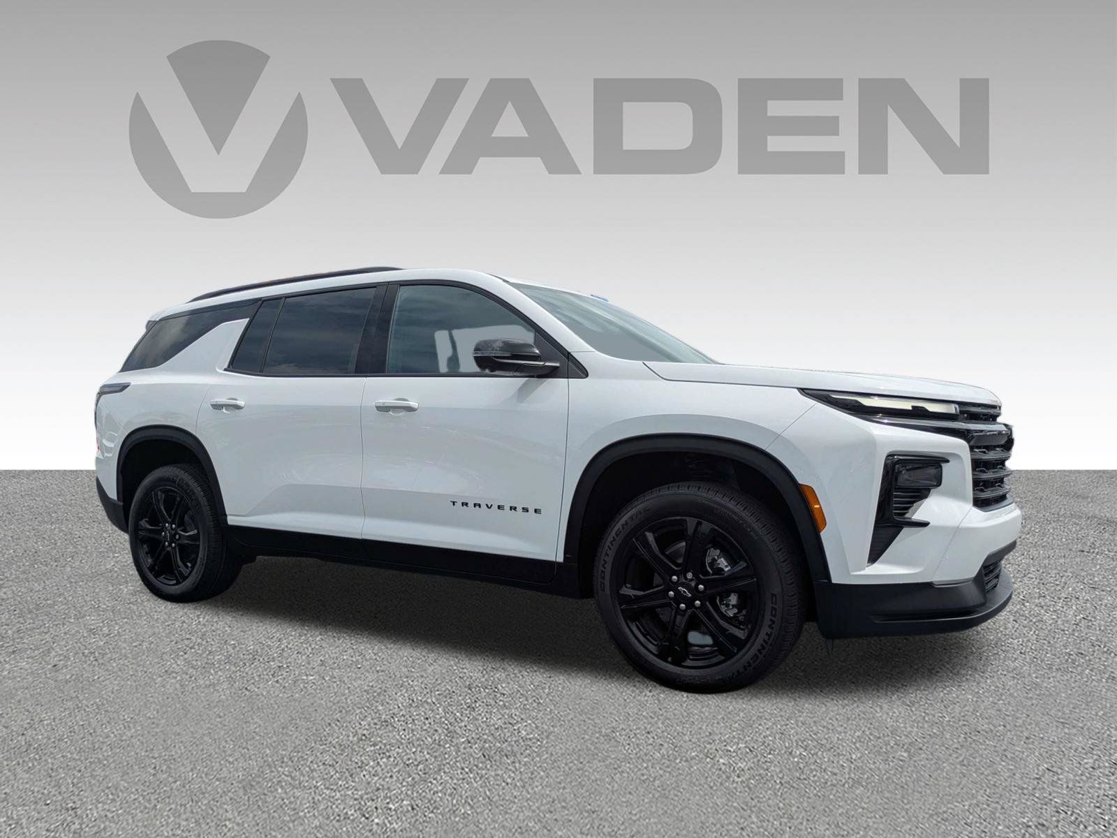New 2027 Chevrolet Traverse LT w/ Midnight/Sport Edition AWD/4WD image 3