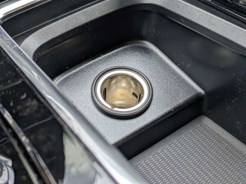 New 2026 Volvo XC60 T8 Plus w/ Protection Package Premier image 31