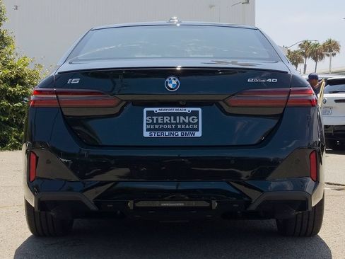 New 2027 BMW i5 eDrive40 w/ M Sport Package RWD image 5