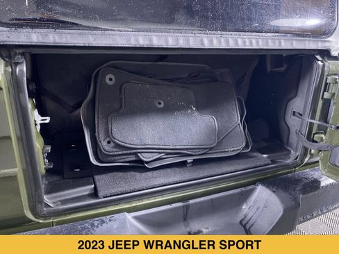 Used 2023 Jeep Wrangler Sport AWD/4WD image 13