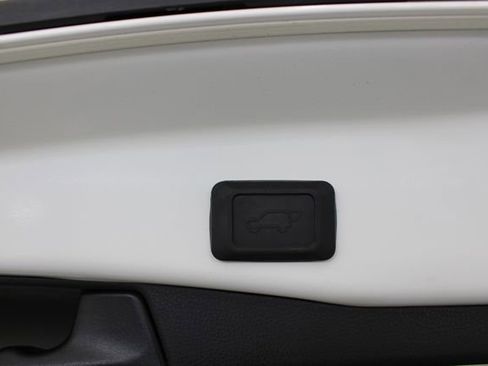 Used 2023 Toyota RAV4 XLE w/ Convenience Package image 44