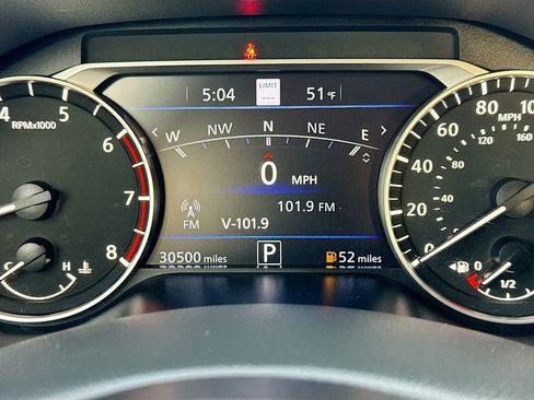 Used 2024 Nissan Altima 2.0 SR image 15