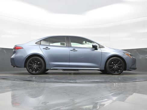 Used 2023 Toyota Corolla LE FWD image 31