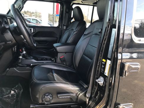 Used 2023 Jeep Wrangler Unlimited Sahara w/ Cold Weather Group image 2