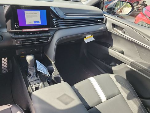 New 2026 Toyota Camry SE w/ Convenience Package FWD image 28