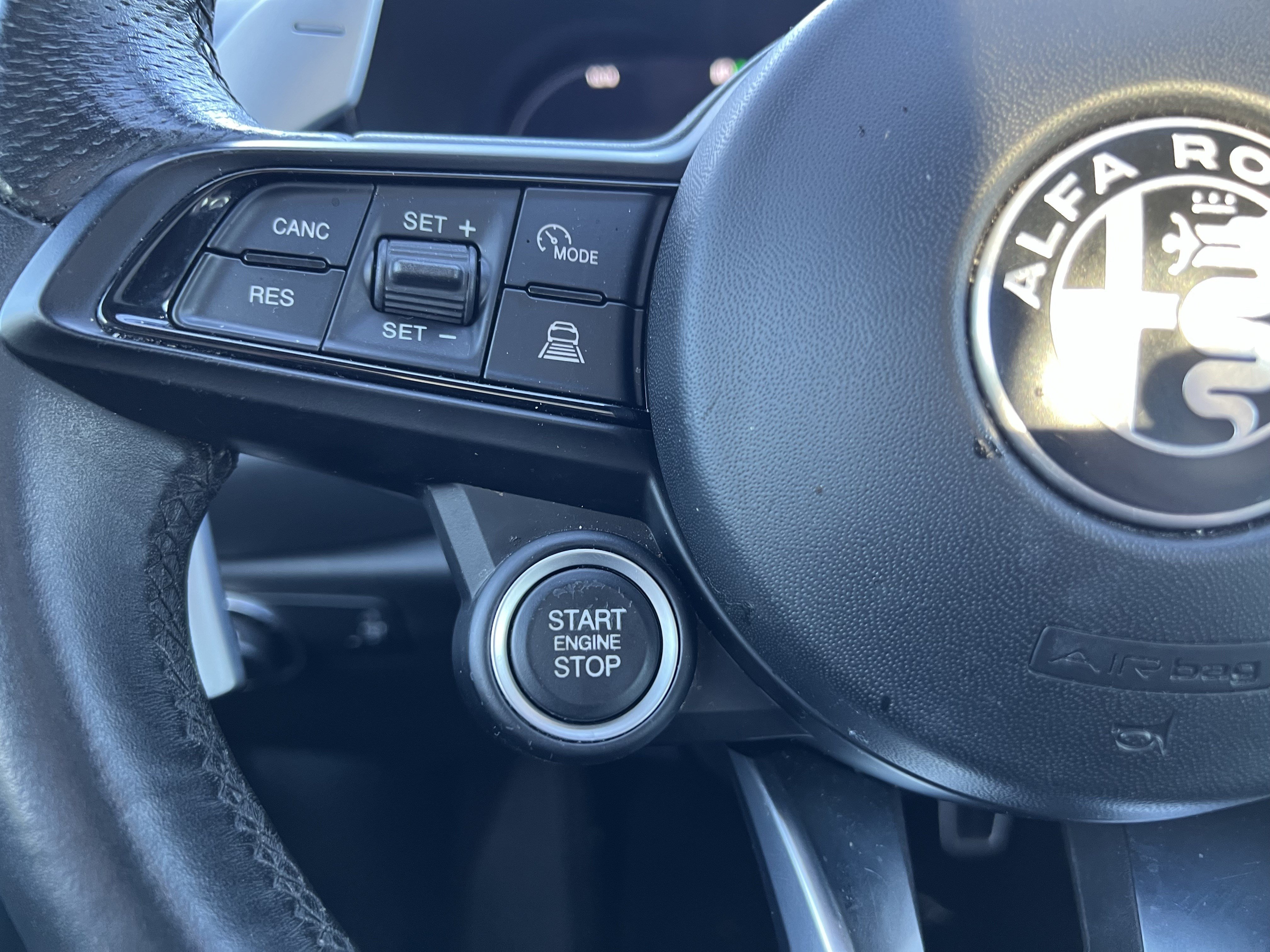 Used 2024 Alfa Romeo Tonale Veloce AWD/4WD image 19
