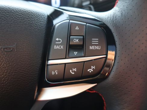 Used 2025 Ford Explorer ST image 17