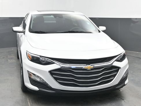 Used 2024 Chevrolet Malibu LT image 3