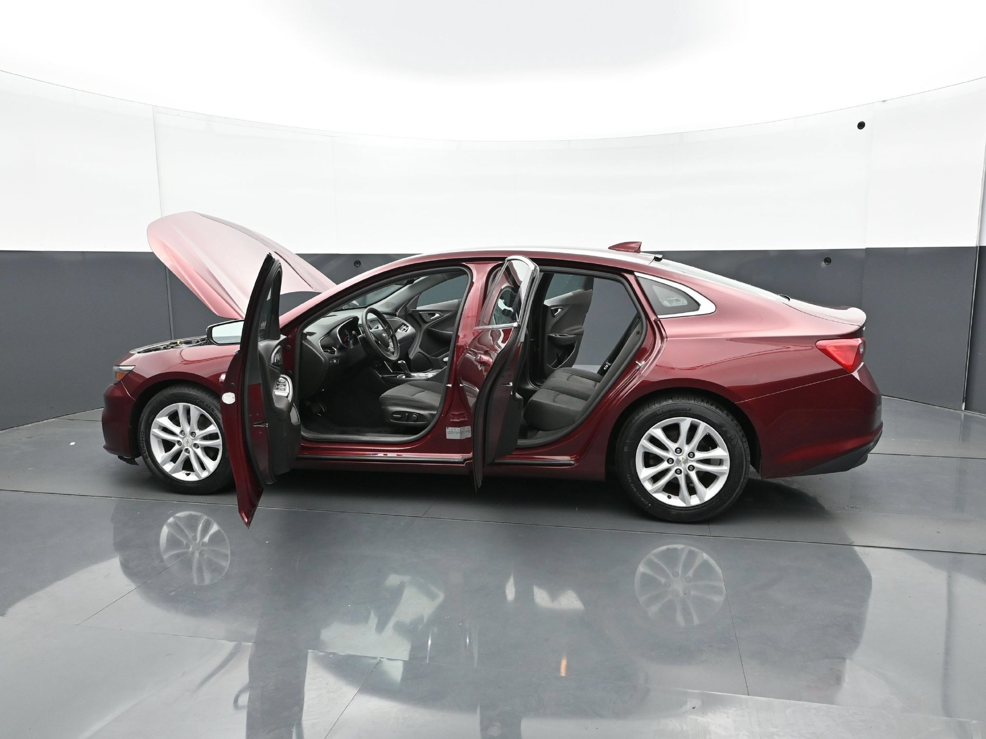 Used 2016 Chevrolet Malibu LT FWD image 32