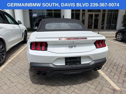 Used 2025 Ford Mustang GT Premium RWD image 32