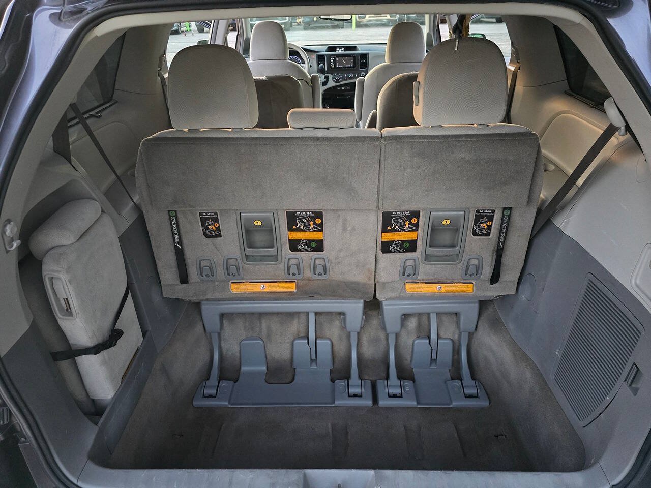 Used 2012 Toyota Sienna LE FWD image 49