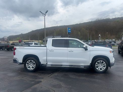 Used 2023 Chevrolet Silverado 1500 LTZ AWD/4WD image 4