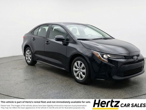 Used 2025 Toyota Corolla LE FWD image 1