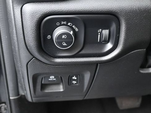 Used 2024 RAM 1500 Big Horn RWD image 16