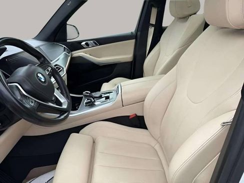 Used 2019 BMW X5 xDrive40i w/ Premium Package 2 image 5