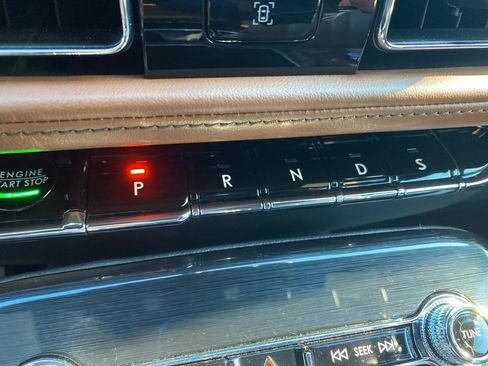 Used 2023 Lincoln Nautilus Reserve w/ Monochromatic Package image 35