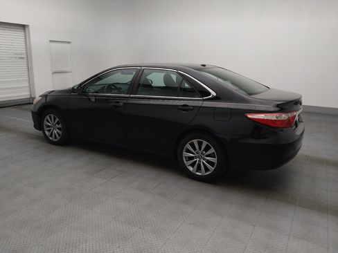 Used 2017 Toyota Camry XLE FWD image 3