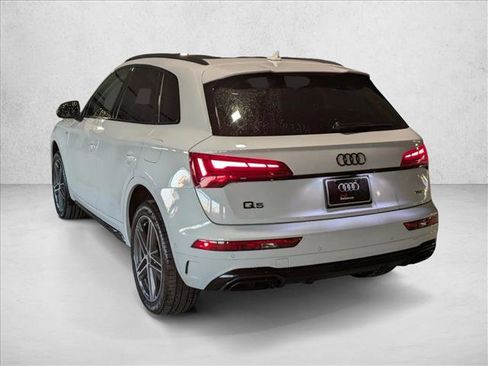 Used 2023 Audi Q5 e Prestige w/ Prestige Package image 7
