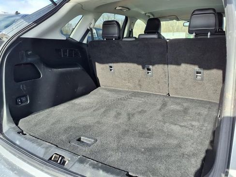 Used 2024 Ford Edge SEL image 19