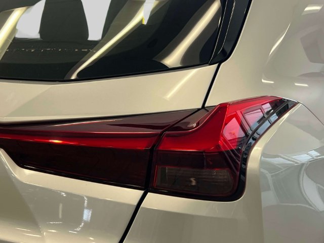 Certified 2020 Lexus UX 250h w/ Premium Package AWD/4WD image 12