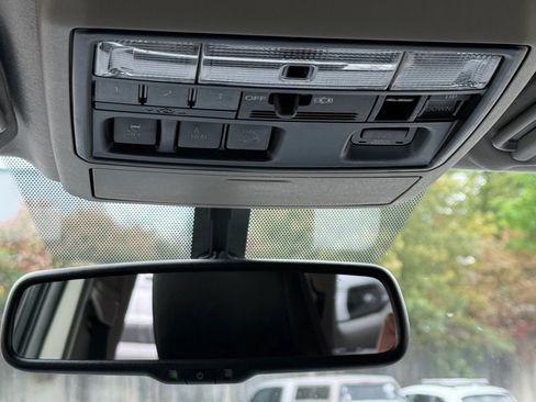 Used 2016 Toyota 4Runner Limited AWD/4WD image 39