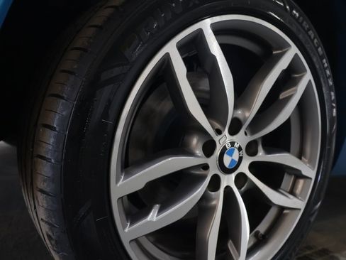 Used 2018 BMW X4 M40i image 32